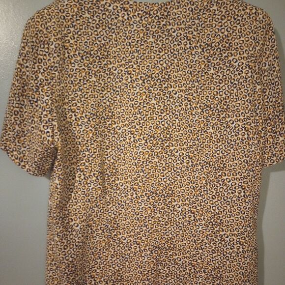 Ship & shore abstract print pleated skirt and shirt set with pockets - Picture 12 of 13